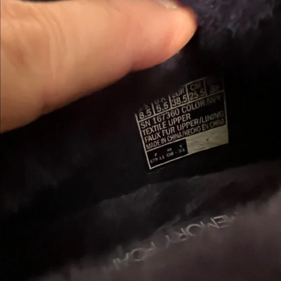 NWOT Skechers Women's Cozy Navy Slippers - Picture 5 of 5